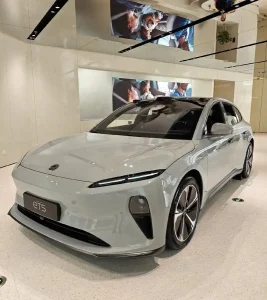 NIO ET5